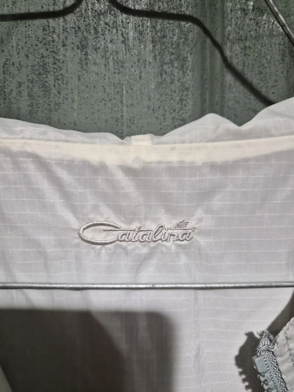 Catalina white hooded